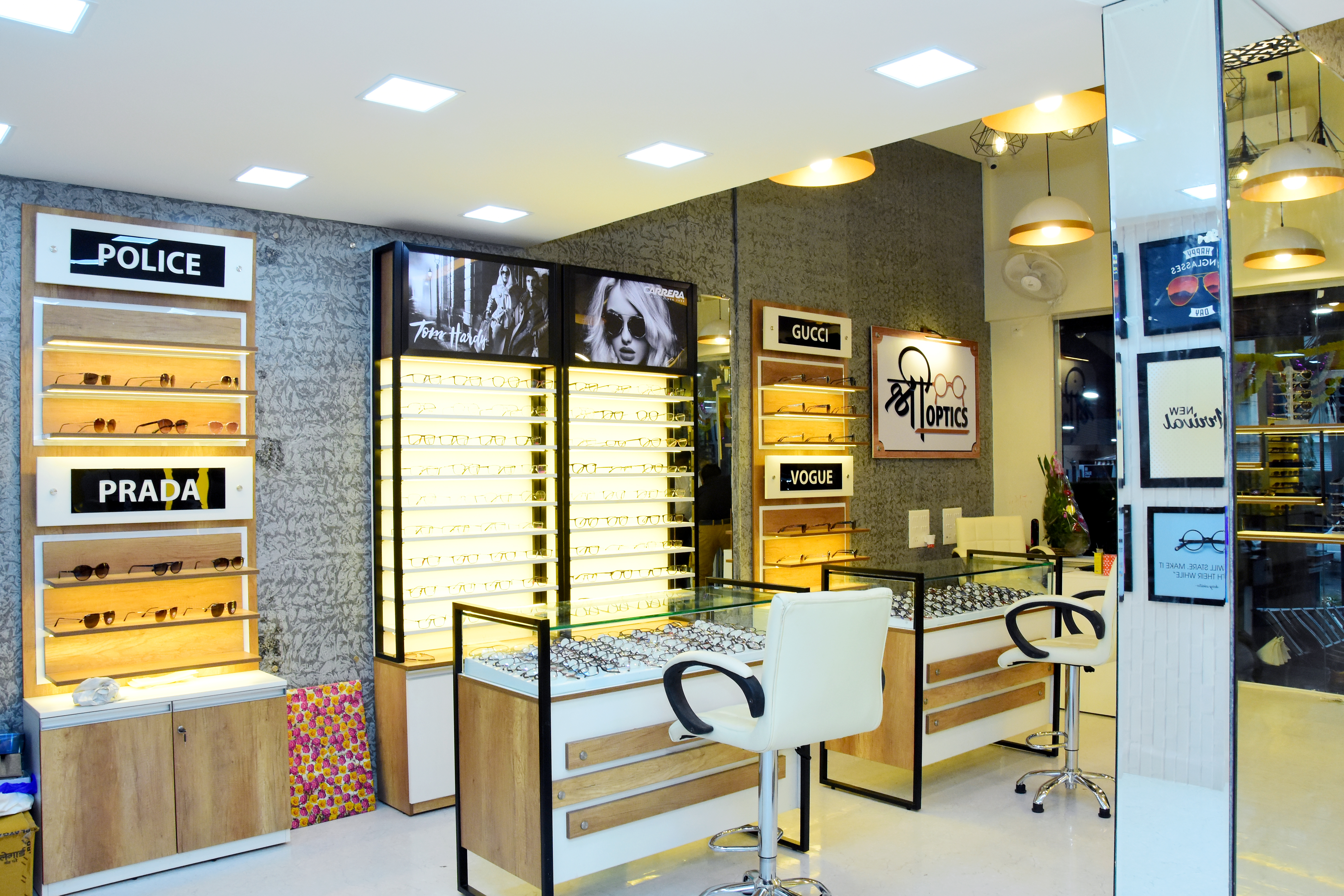 optical store design