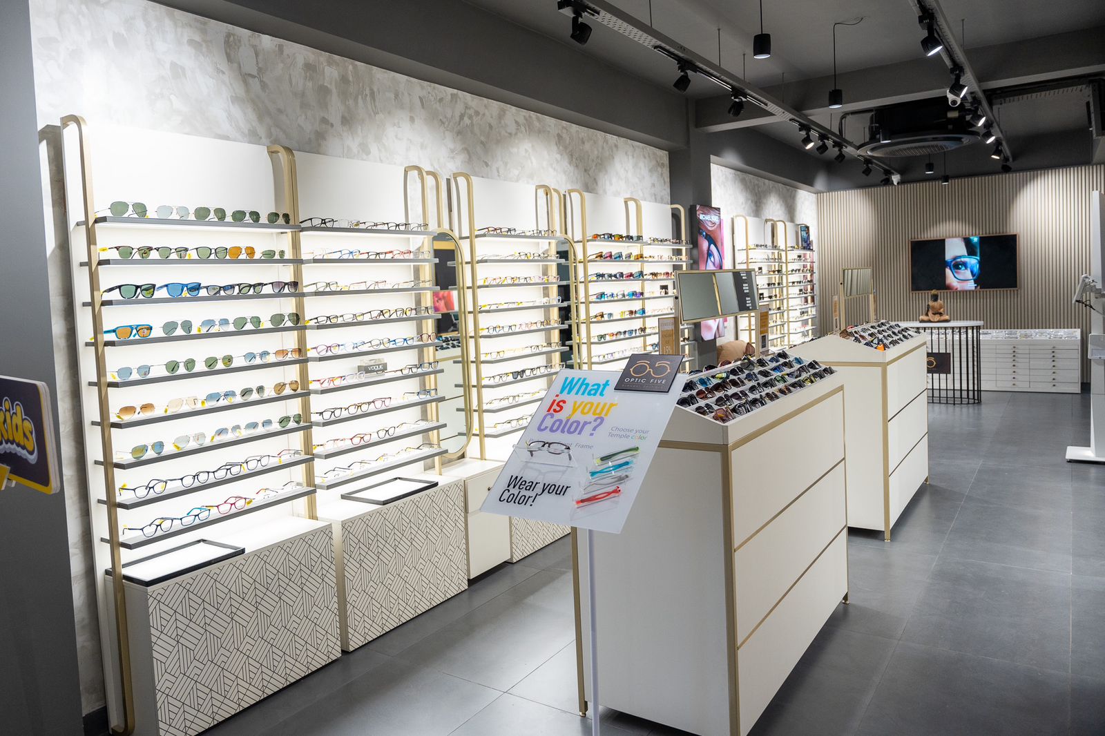 1 optical retail shop interior design