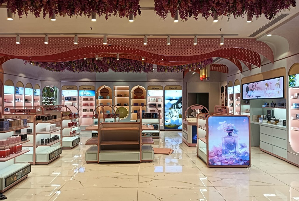 cosmetic showroom furniture design (5) cosmetic store furniture