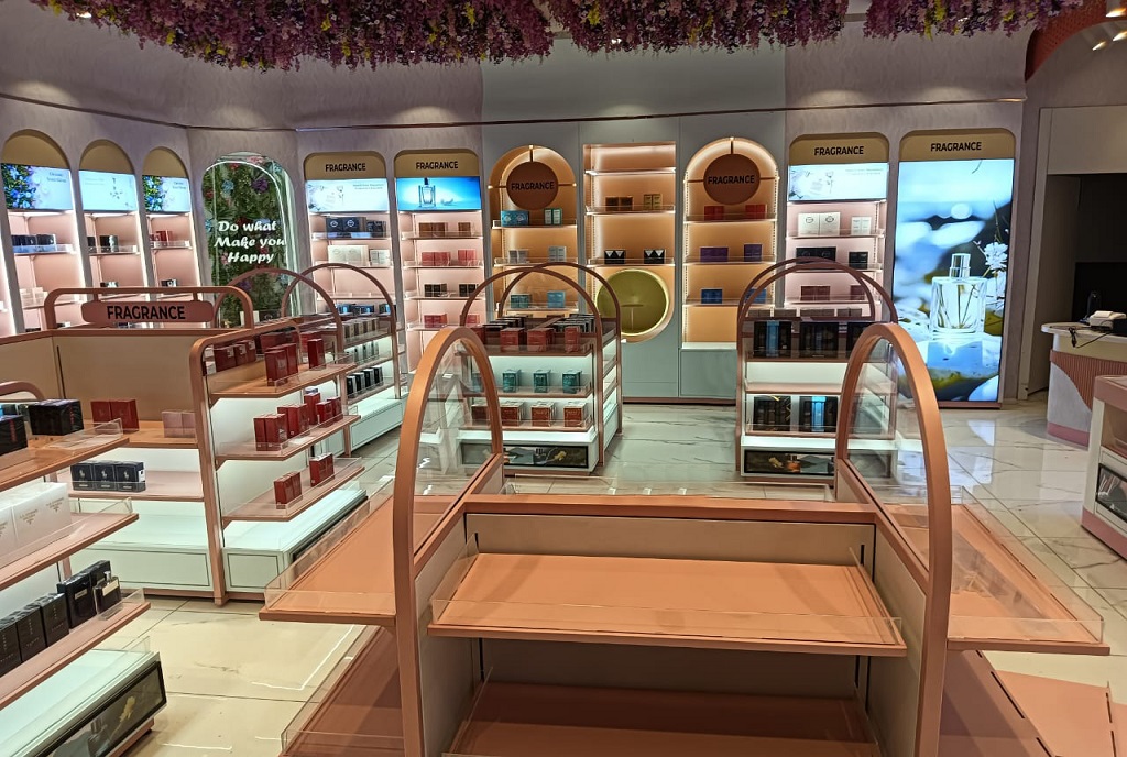 cosmetic showroom furniture design cosmetic shop furniture design