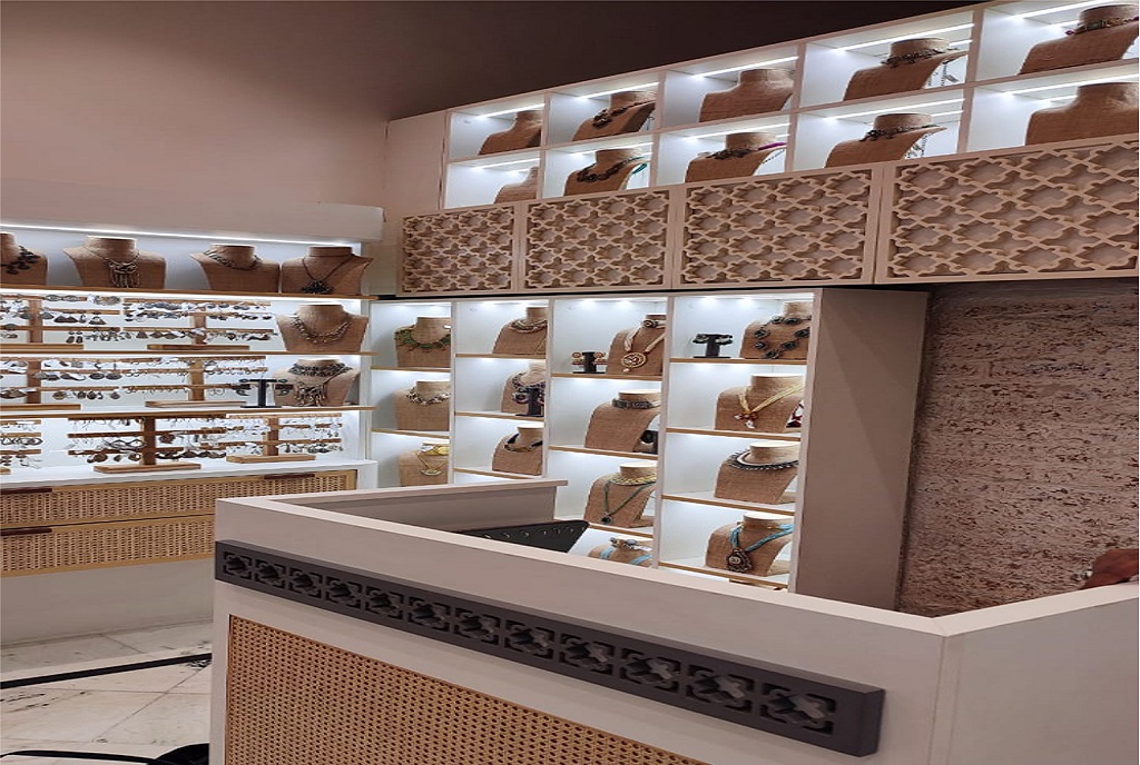 jewellary showroom furniture design (4) jewellary store design